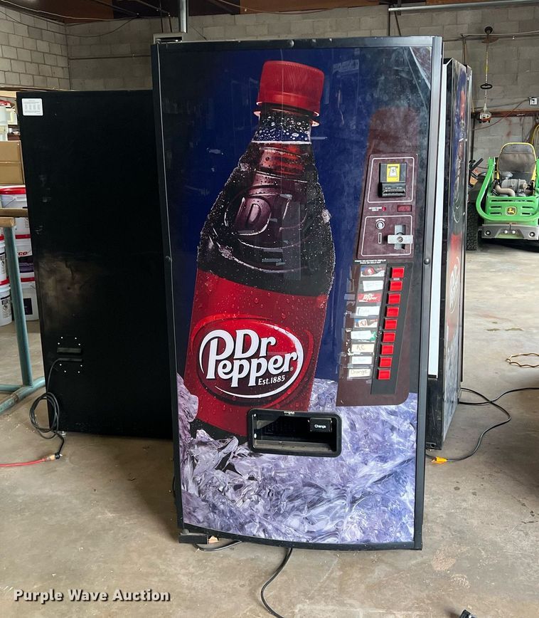 image for item DN3035 (3) vending machines