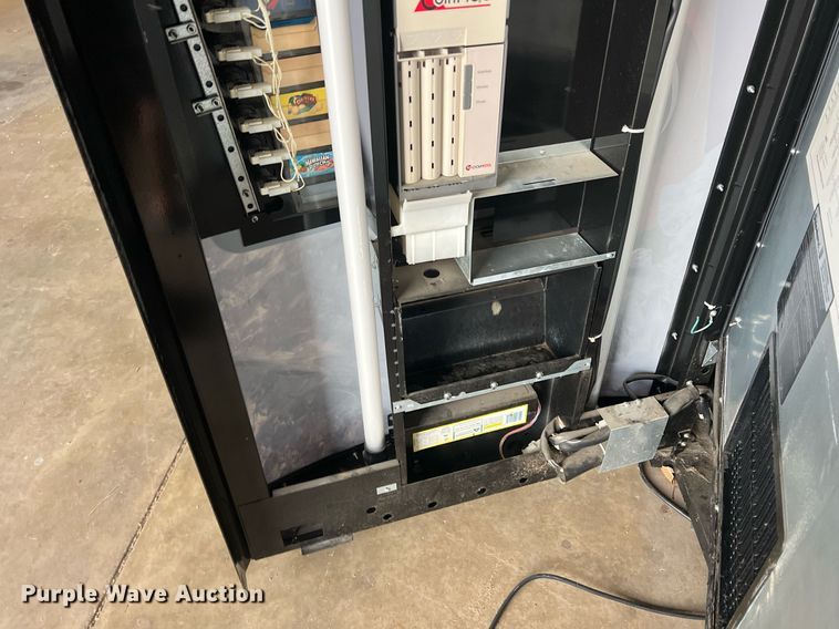 image for item DN3035 (3) vending machines