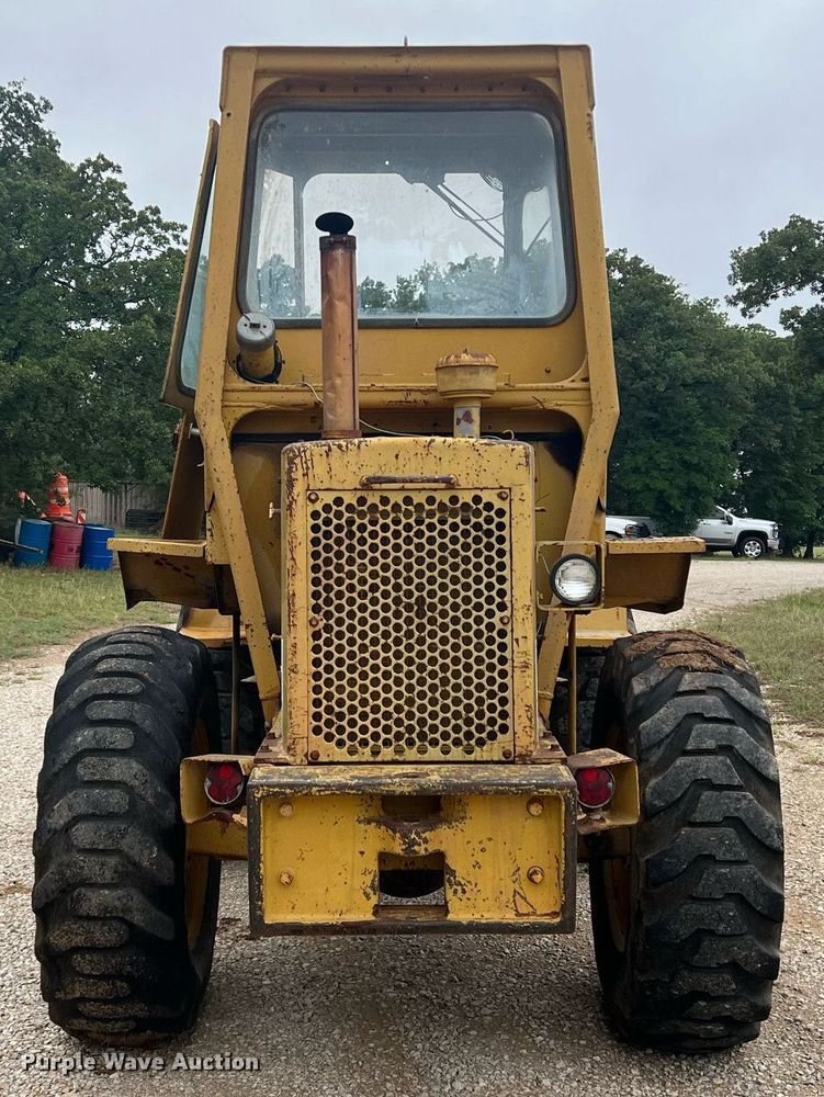 image for item DN3037 1973 Caterpillar 910  wheel loader