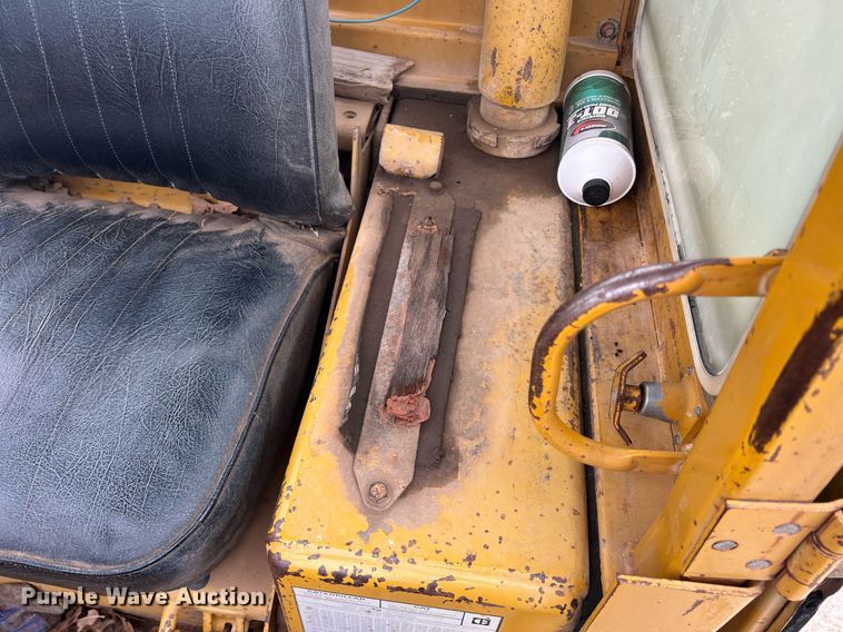 image for item DN3037 1973 Caterpillar 910  wheel loader