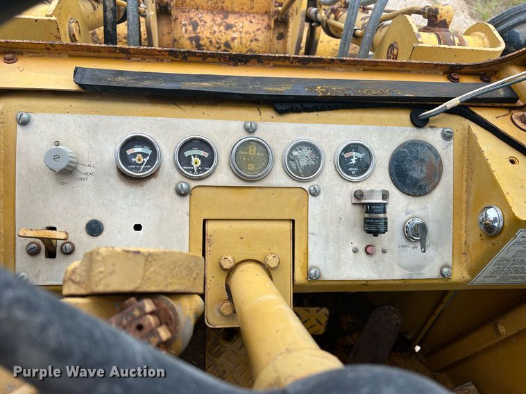 image for item DN3037 1973 Caterpillar 910  wheel loader