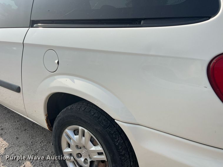 image for item DP0515 2005 Dodge Grand Caravan  van