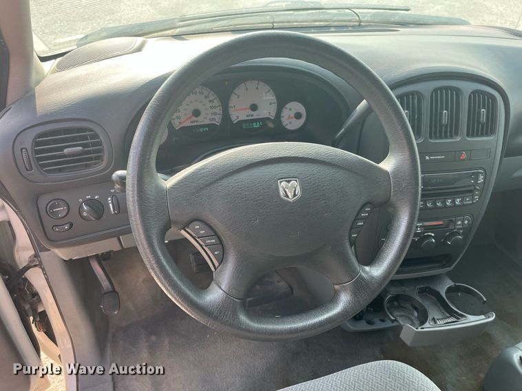 image for item DP0515 2005 Dodge Grand Caravan  van