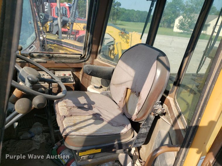 image for item DP7990 1998 Dresser 515C  wheel loader