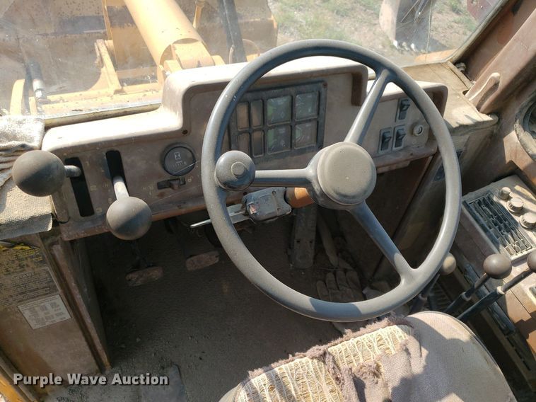 image for item DP7990 1998 Dresser 515C  wheel loader