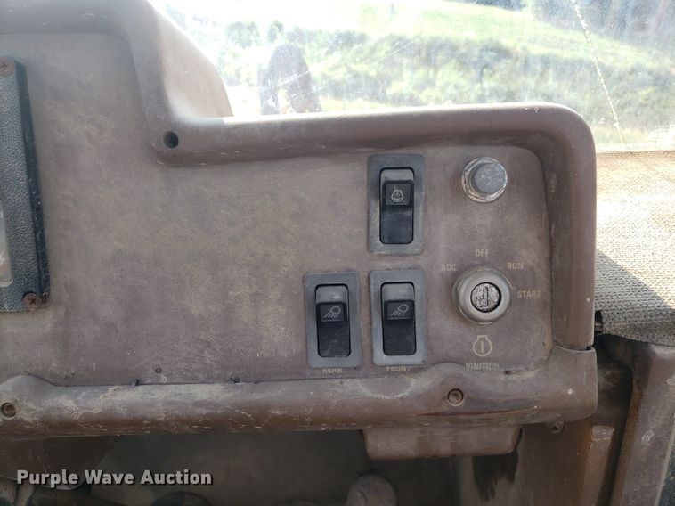image for item DP7990 1998 Dresser 515C  wheel loader