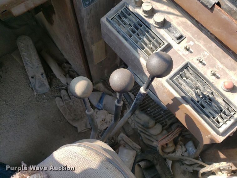 image for item DP7990 1998 Dresser 515C  wheel loader