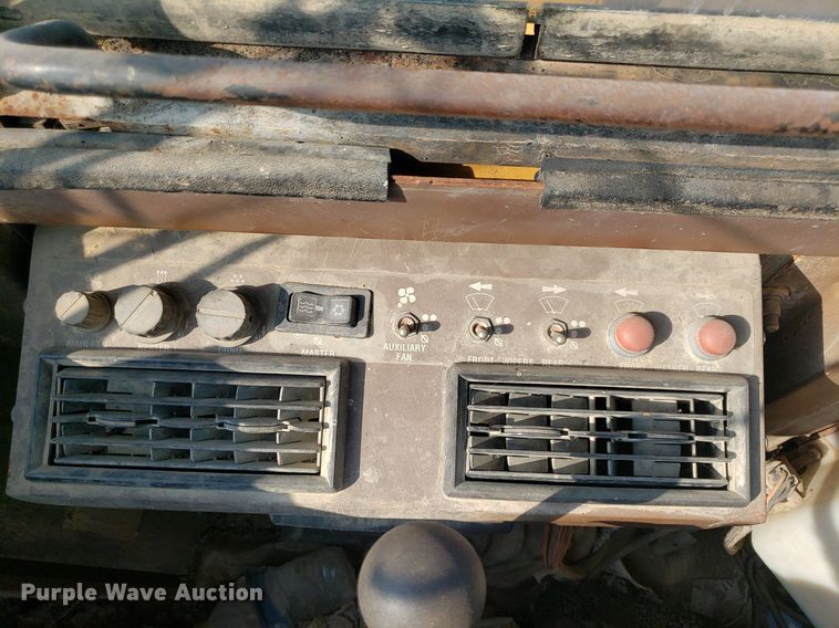 image for item DP7990 1998 Dresser 515C  wheel loader