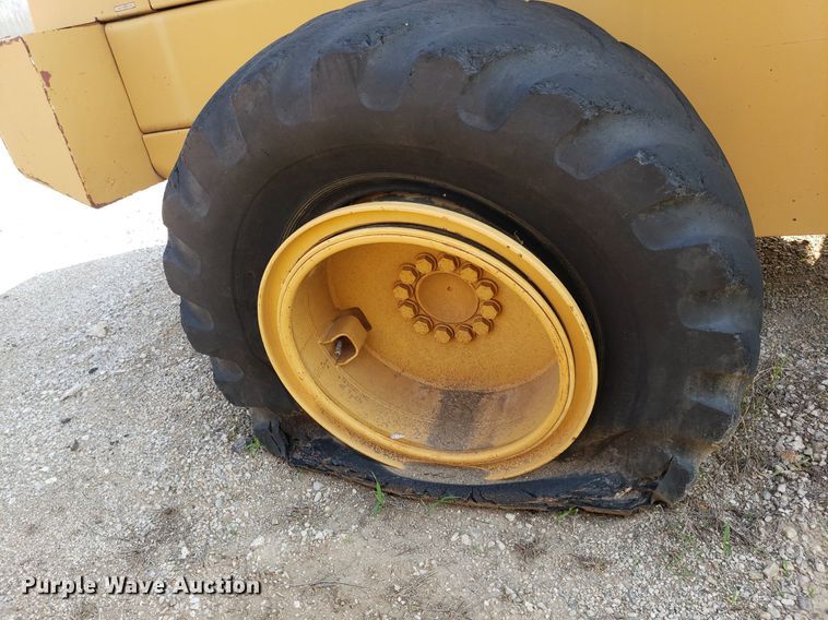 image for item DP7990 1998 Dresser 515C  wheel loader
