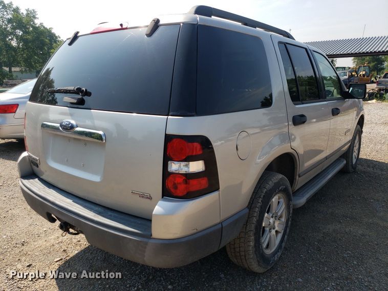 image for item DP7992 2006 Ford Explorer  SUV