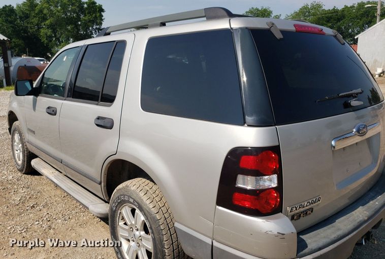 image for item DP7992 2006 Ford Explorer  SUV