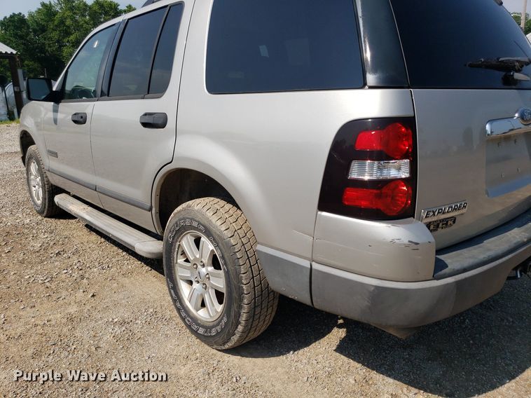 image for item DP7992 2006 Ford Explorer  SUV