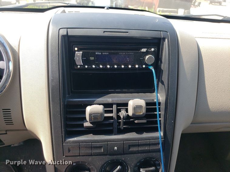 image for item DP7992 2006 Ford Explorer  SUV