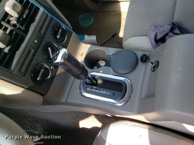 image for item DP7992 2006 Ford Explorer  SUV