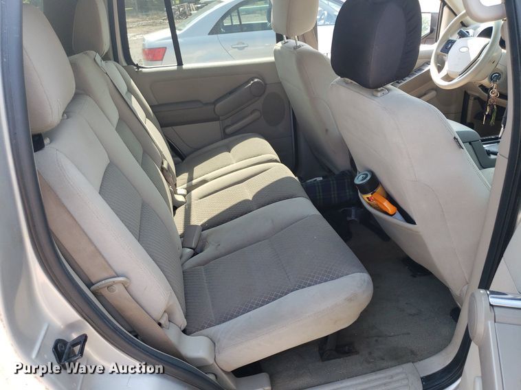 image for item DP7992 2006 Ford Explorer  SUV