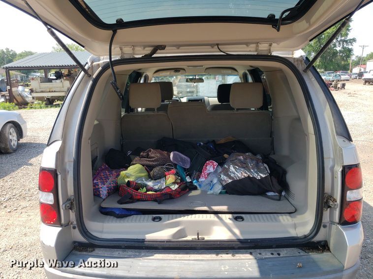 image for item DP7992 2006 Ford Explorer  SUV