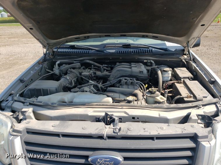 image for item DP7992 2006 Ford Explorer  SUV