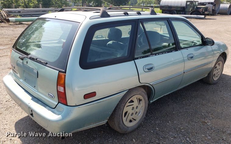 image for item DP7995 1997 Ford Escort Wagon