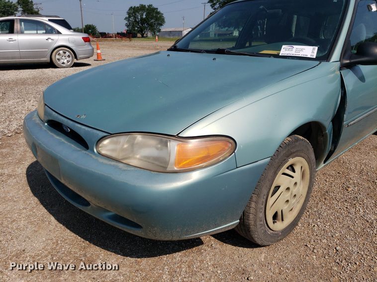 image for item DP7995 1997 Ford Escort Wagon
