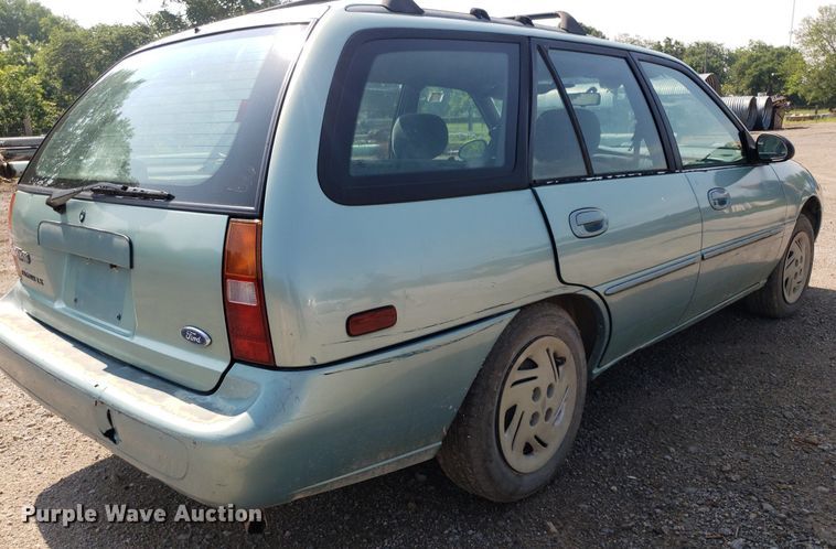 image for item DP7995 1997 Ford Escort Wagon