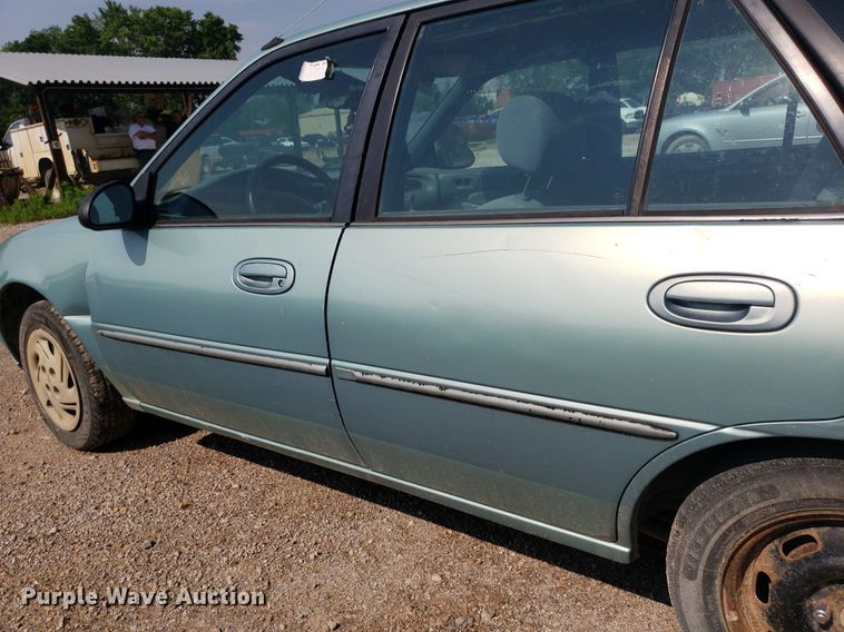 image for item DP7995 1997 Ford Escort Wagon