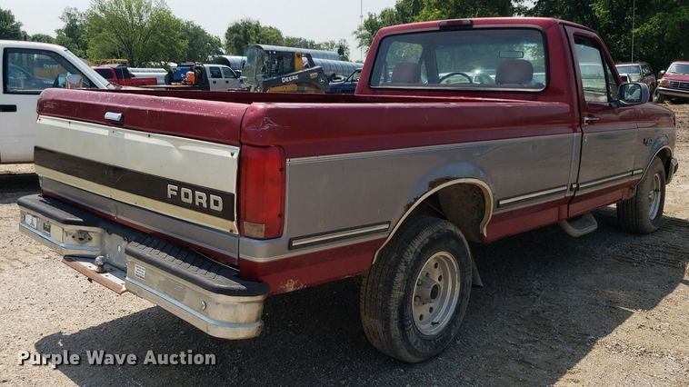 image for item DP7996 1995 Ford F150  pickup truck