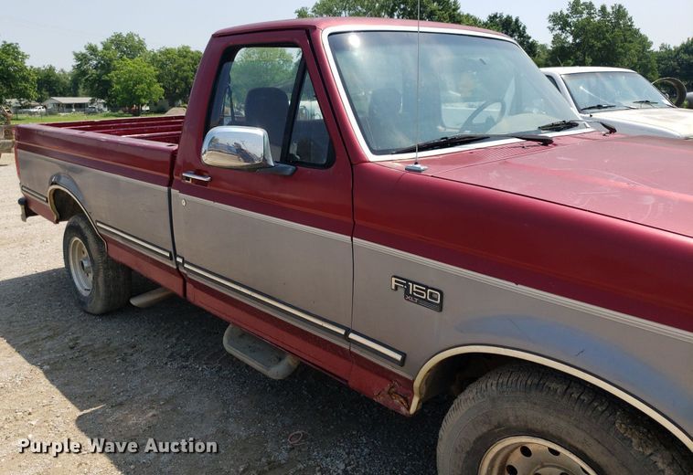 image for item DP7996 1995 Ford F150  pickup truck