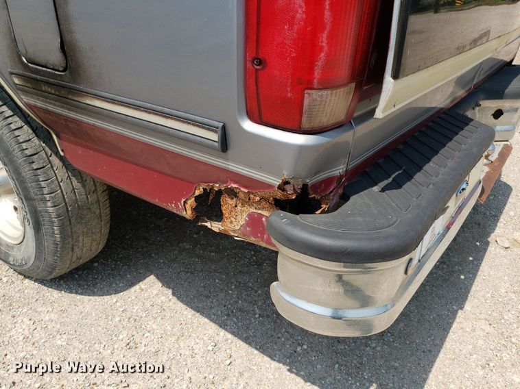 image for item DP7996 1995 Ford F150  pickup truck