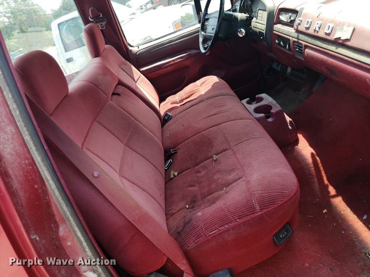 image for item DP7996 1995 Ford F150  pickup truck