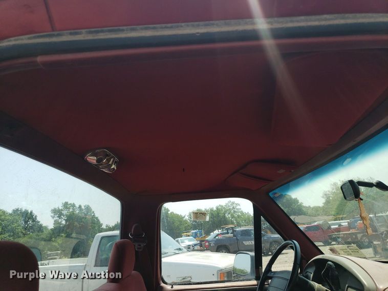 image for item DP7996 1995 Ford F150  pickup truck