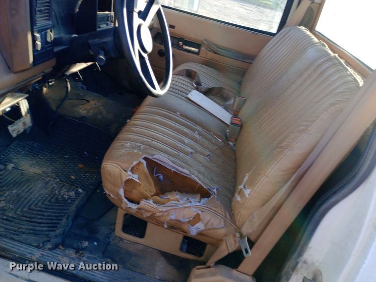 image for item DP7997 1988 Chevrolet C1500  pickup truck