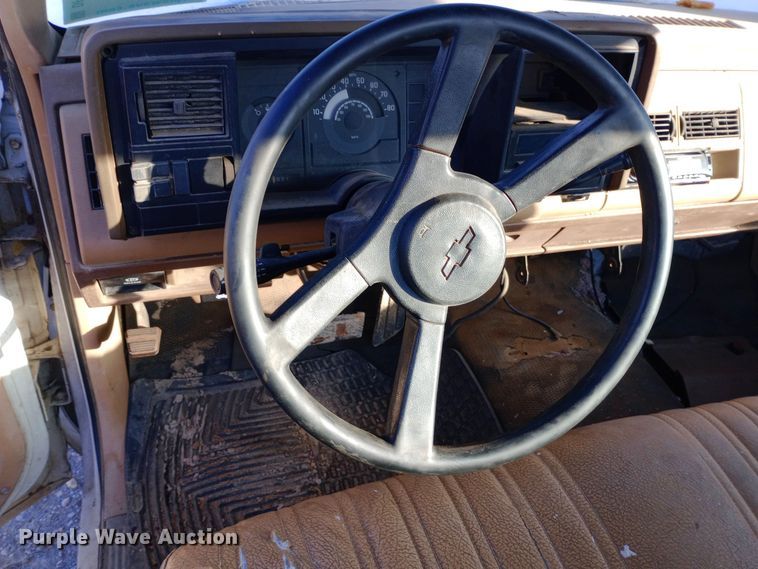 image for item DP7997 1988 Chevrolet C1500  pickup truck