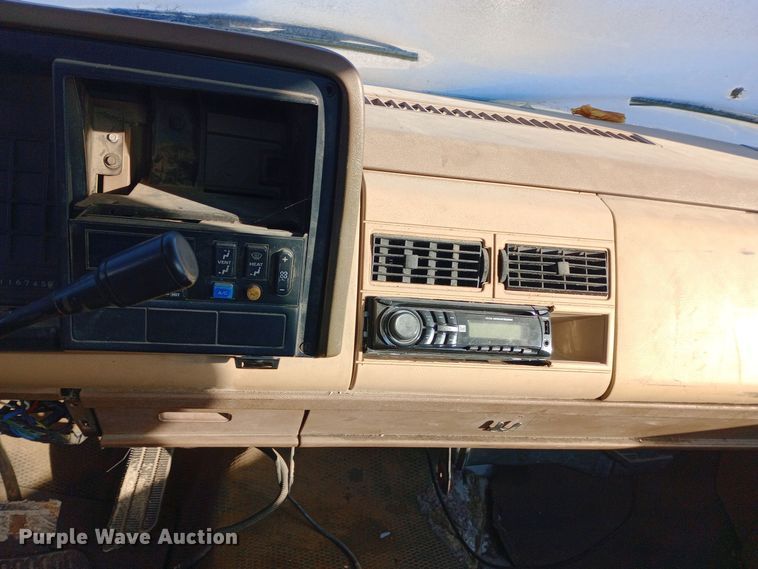 image for item DP7997 1988 Chevrolet C1500  pickup truck