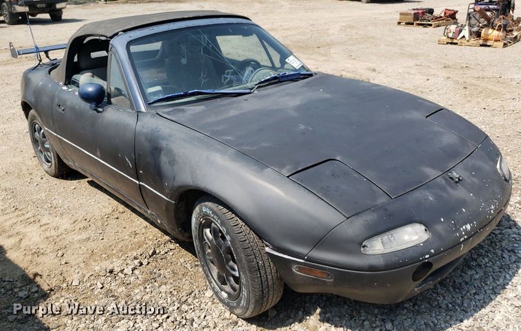 image for item DP7998 1992 Mazda MX-5 Miata  convertible