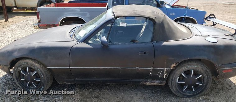 image for item DP7998 1992 Mazda MX-5 Miata  convertible