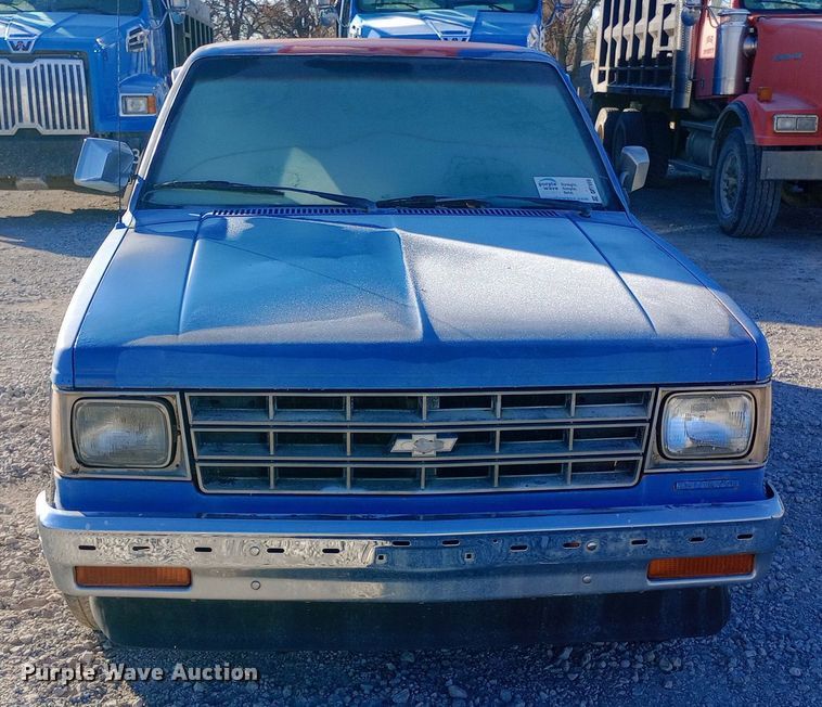 image for item DP7999 1985 Chevrolet S10  pickup truck