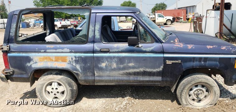 image for item DP8000 1988 Ford Bronco II  SUV