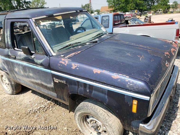 image for item DP8000 1988 Ford Bronco II  SUV