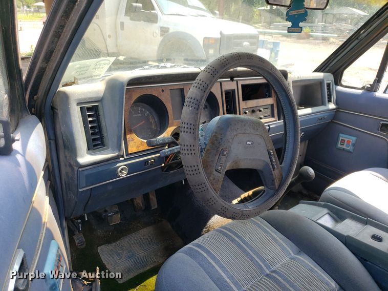 image for item DP8000 1988 Ford Bronco II  SUV