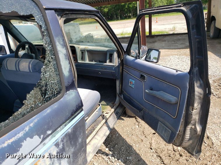 image for item DP8000 1988 Ford Bronco II  SUV