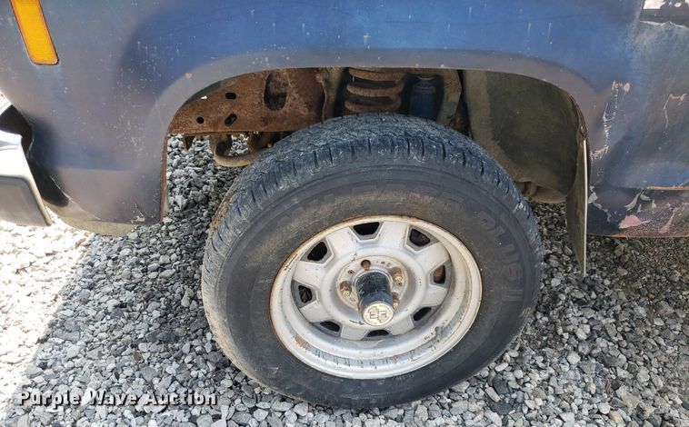 image for item DP8000 1988 Ford Bronco II  SUV