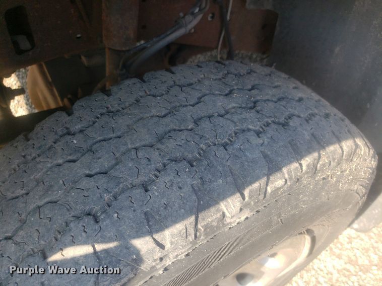 image for item DP8008 2001 Ford F250 Super Duty  SuperCab pickup truck