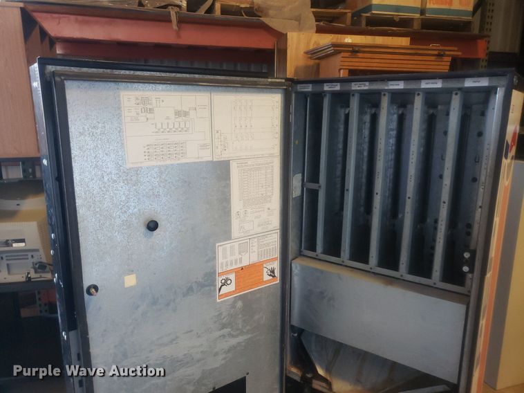 image for item DP8009 Vendo  vending machine