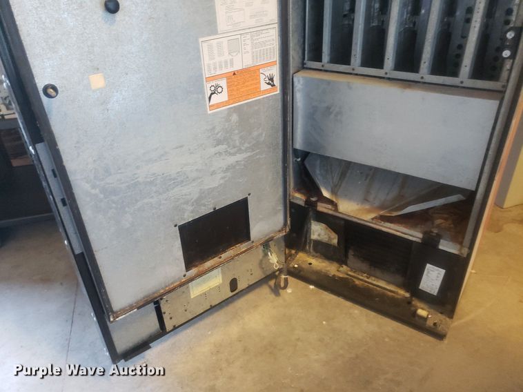 image for item DP8009 Vendo  vending machine