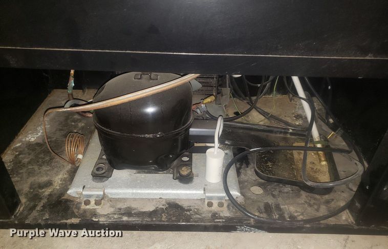 image for item DP8009 Vendo  vending machine