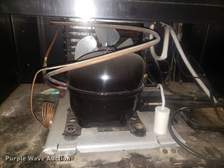 image for item DP8009 Vendo  vending machine