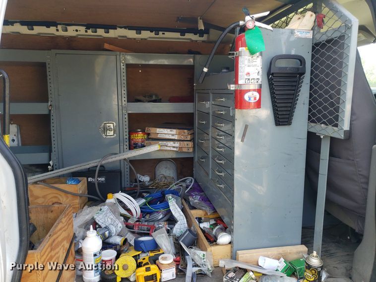 image for item DP8026 2006 Chevrolet Express 2500  van