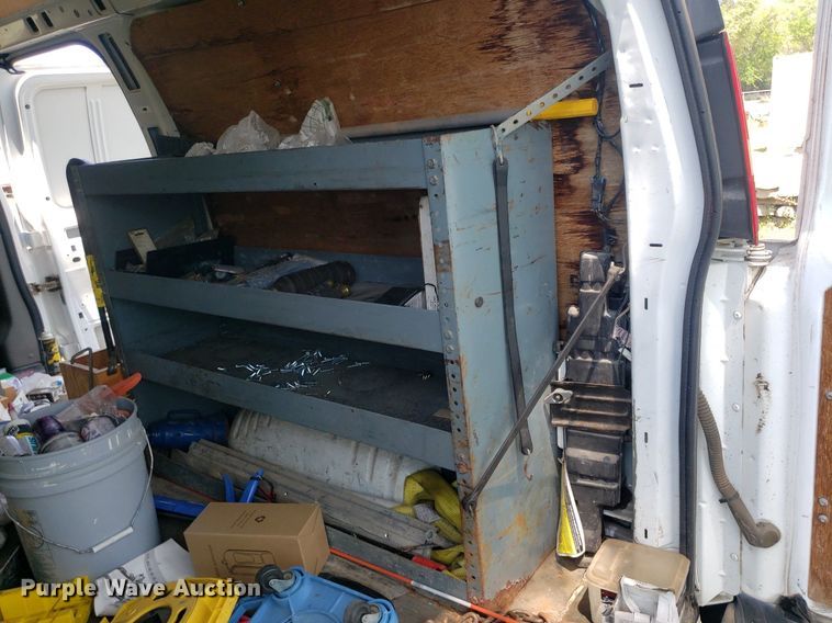 image for item DP8026 2006 Chevrolet Express 2500  van