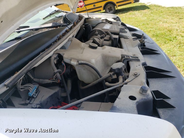 image for item DP8026 2006 Chevrolet Express 2500  van