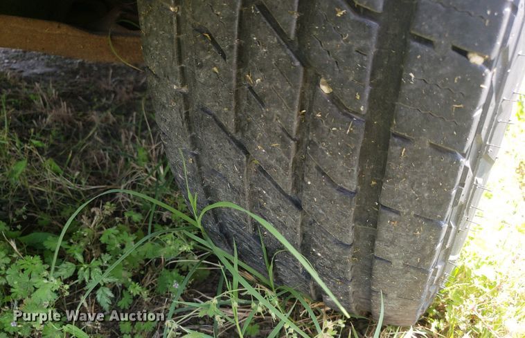 image for item DP8026 2006 Chevrolet Express 2500  van